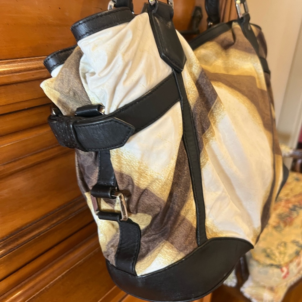 Burberry Stripe Large Fabric & Leather Buckle Satchel Bag - Picture 3 of 11